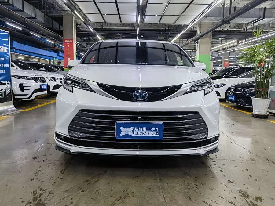 Toyota SIENNA