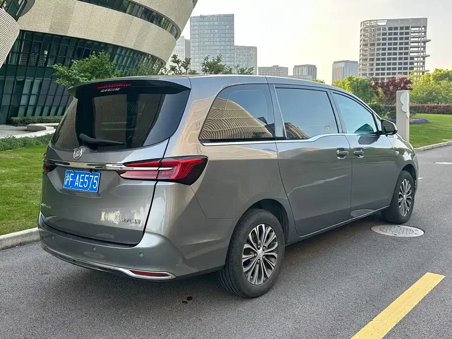 Buick GL8