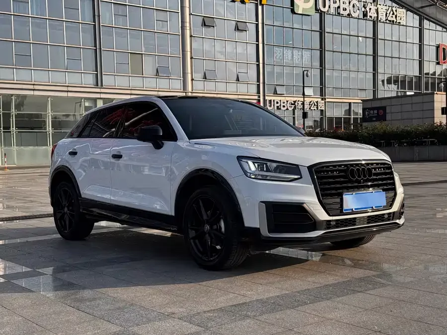 Audi Q2L