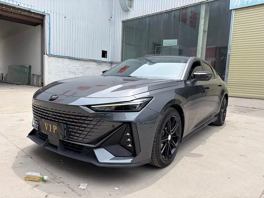 Changan UNI-V