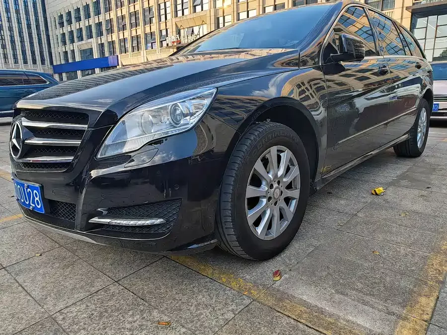 Mercedes Benz R-rated