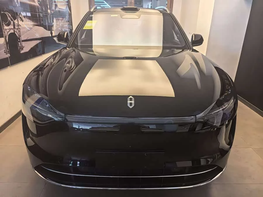 AITO Wenjie M9