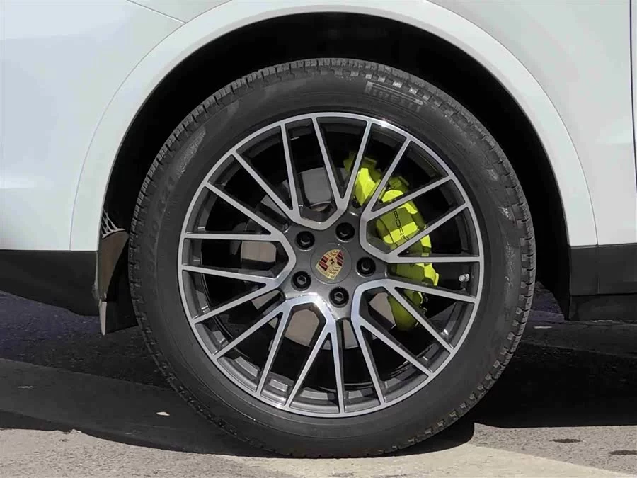 Porsche Cayenne New Energy