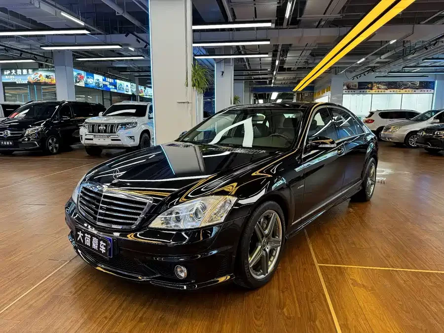 Mercedes Benz S-Class AMG