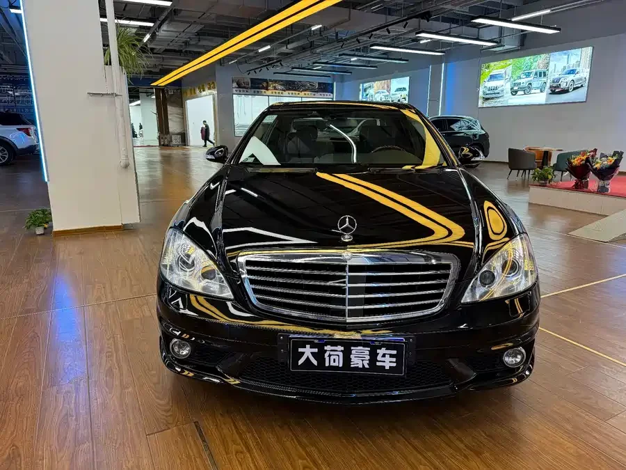Mercedes Benz S-Class AMG