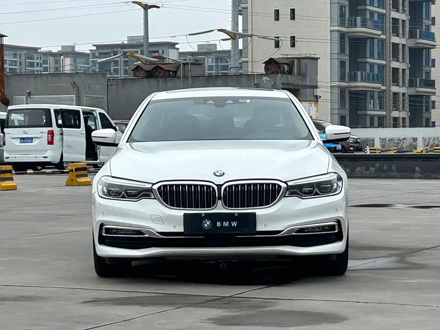 BMW 5 Series New Energy