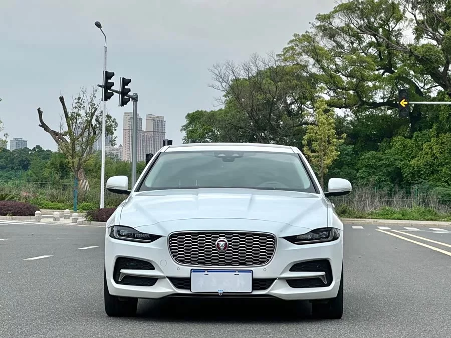 Jaguar XEL