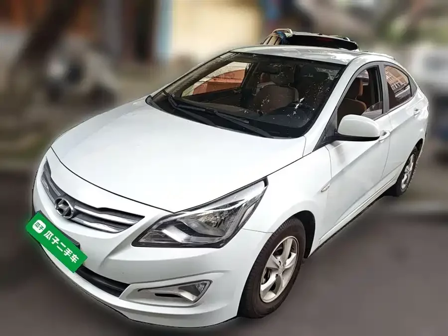 Hyundai Rena