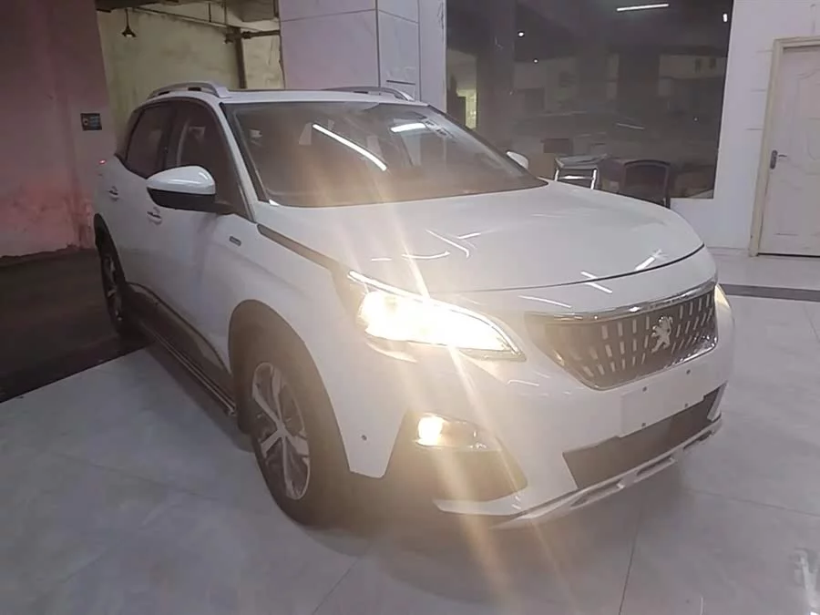 Peugeot 4008