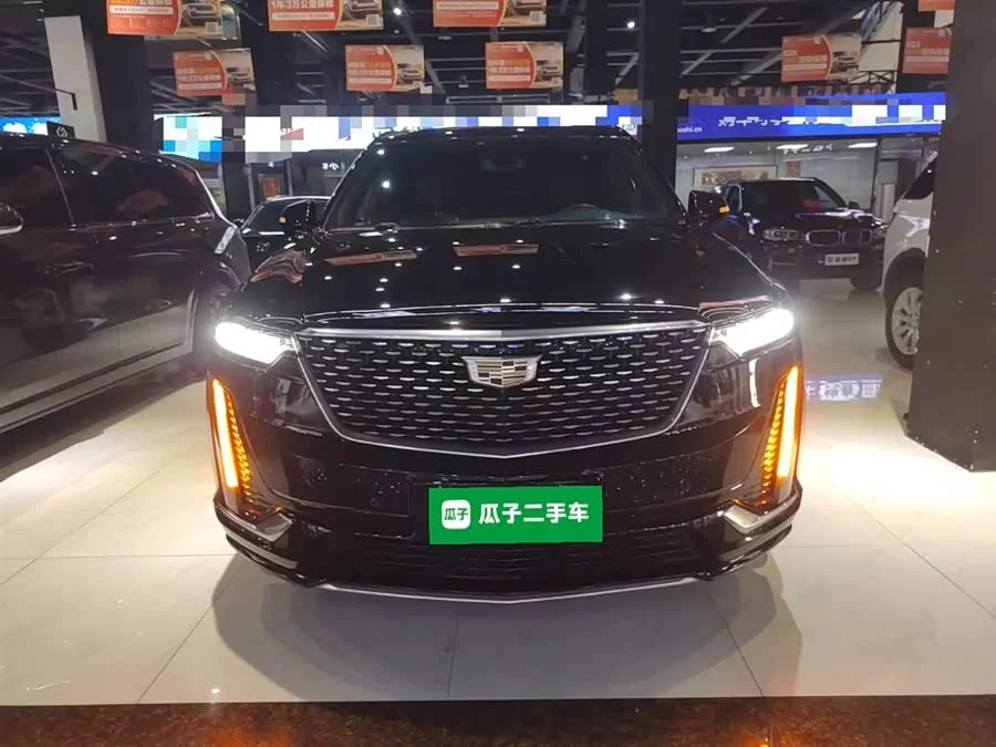 Cadillac XT6
