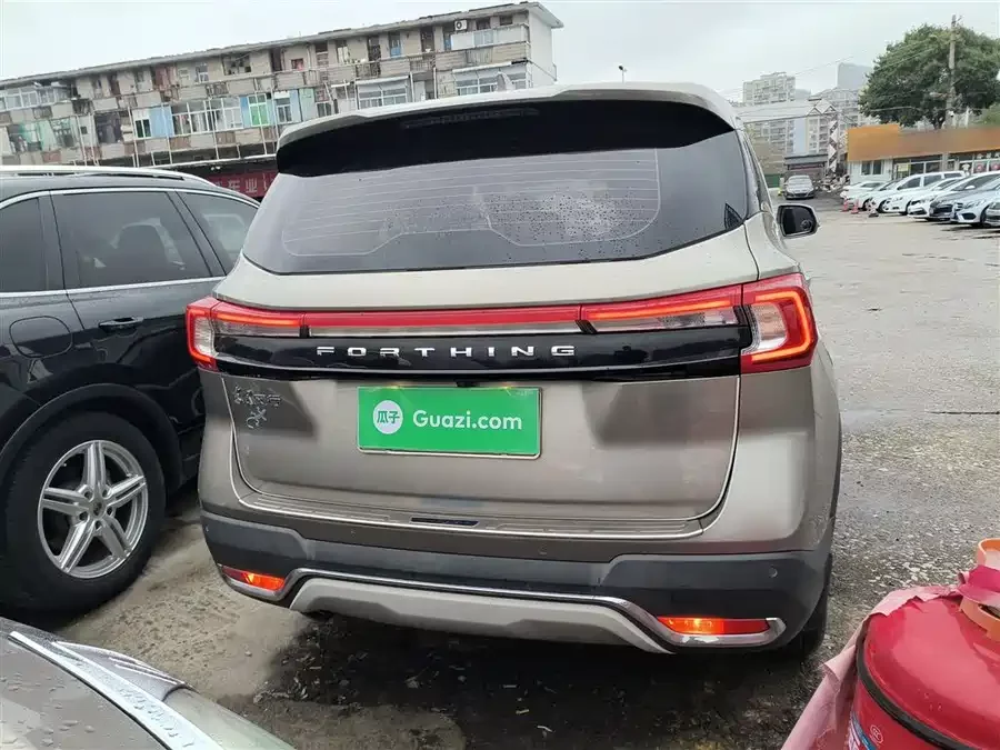 Dongfeng Fengxing T5