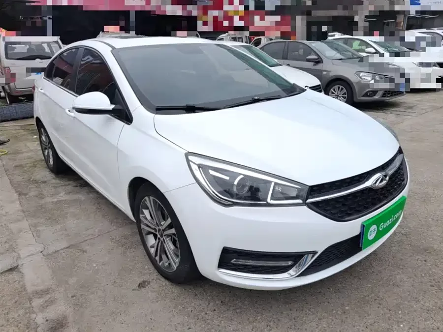 Chery Arrizo 5