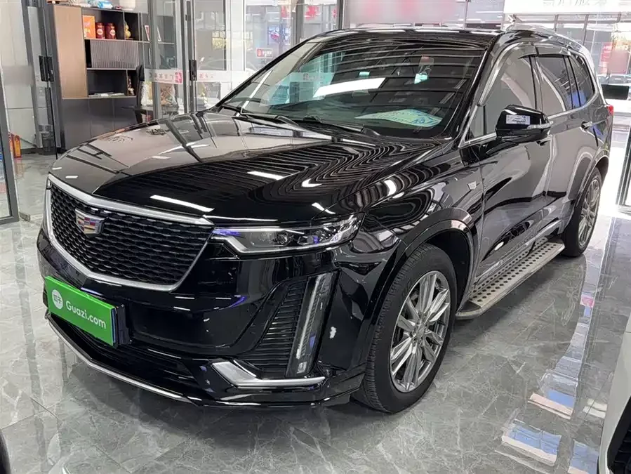 Cadillac XT6