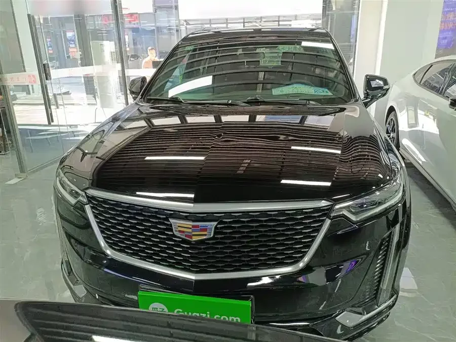 Cadillac XT6