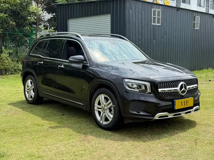 Mercedes Benz GLB