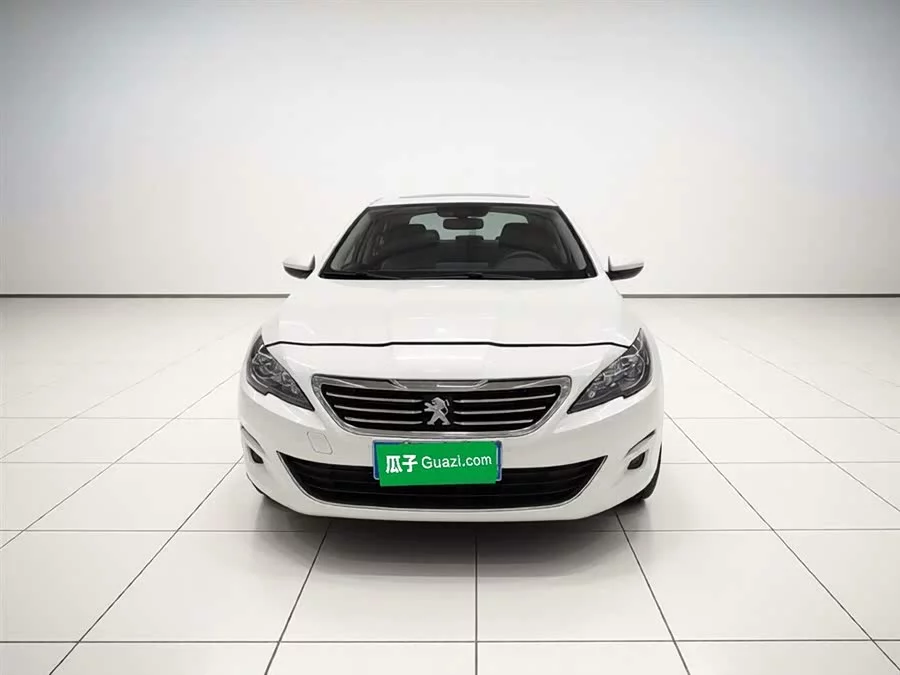 Peugeot 408