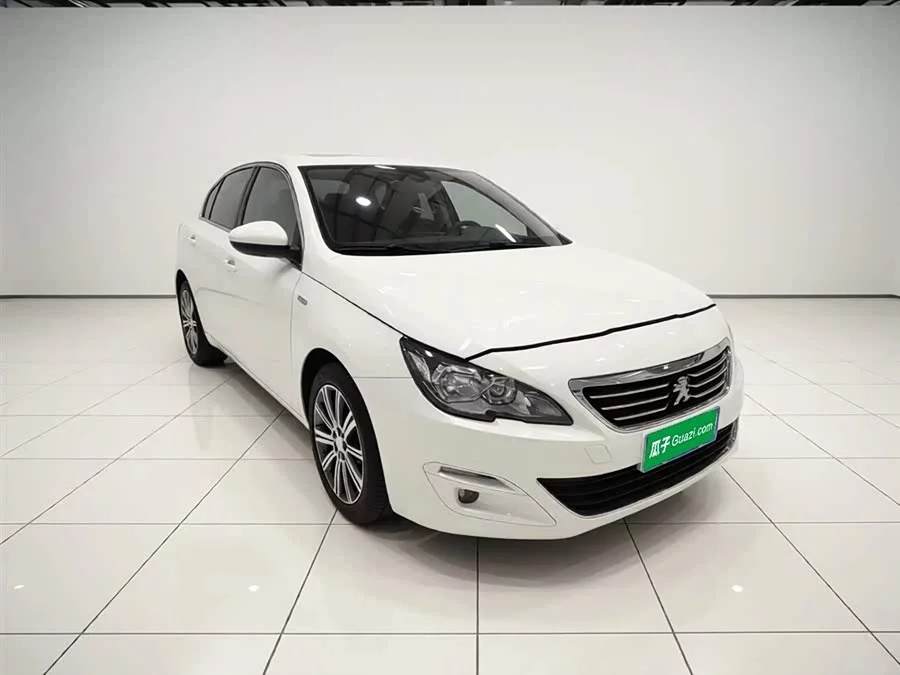 Peugeot 408