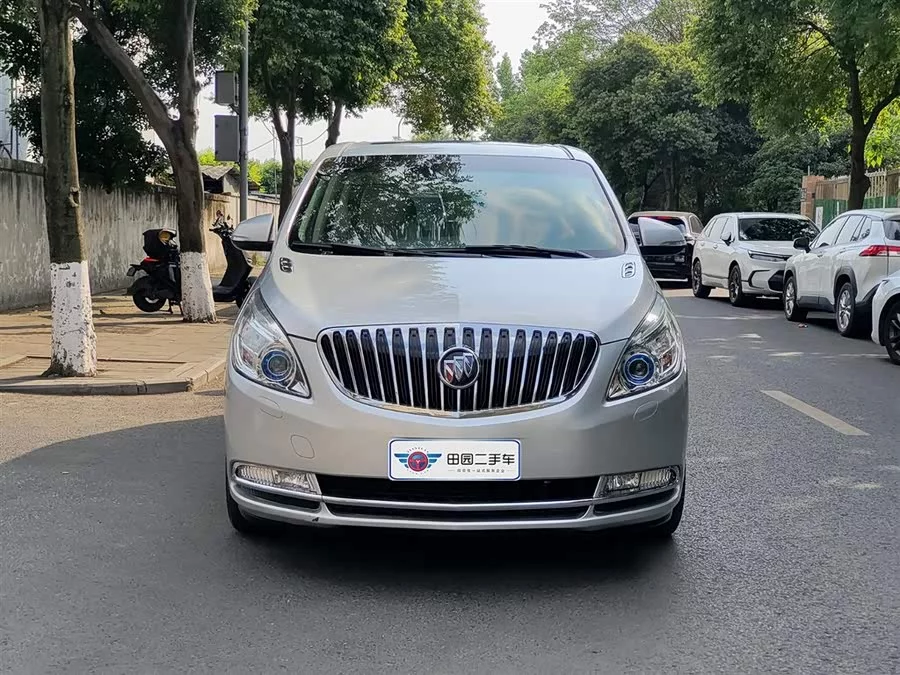 Buick GL8