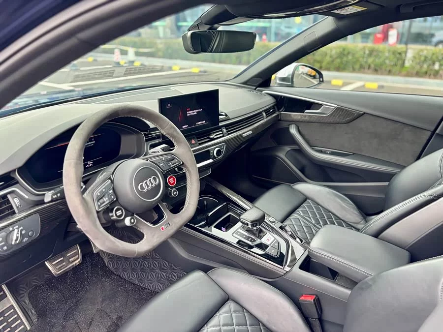 Audi S4