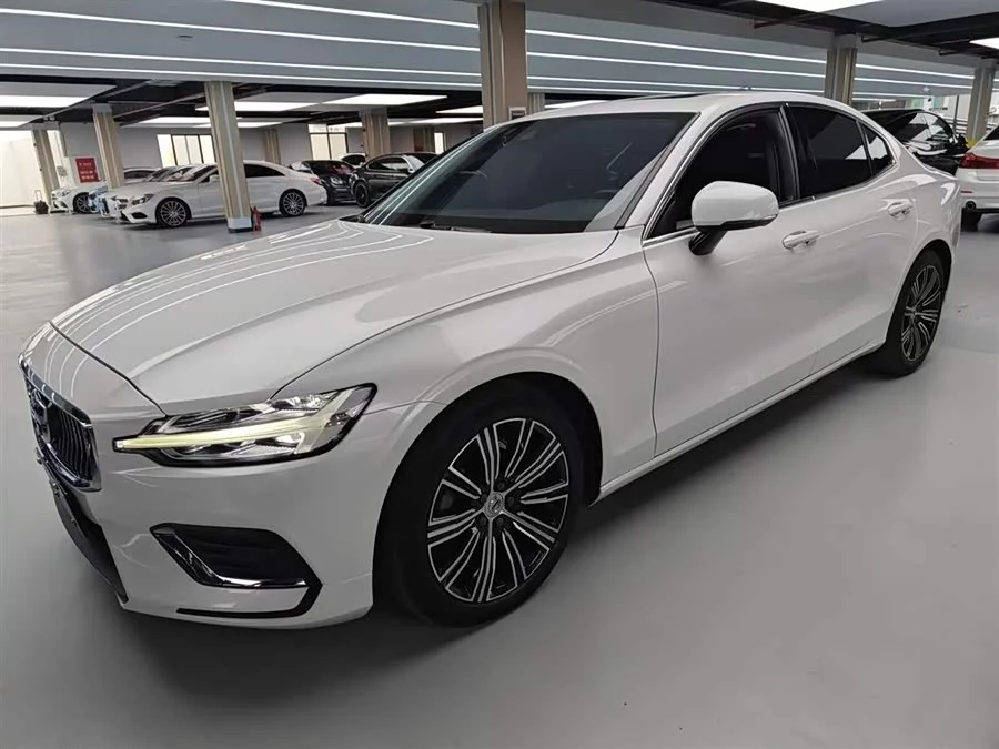 Volvo S60