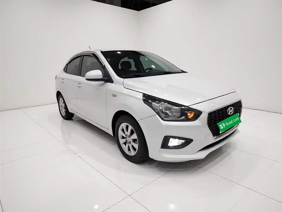 Hyundai Rena