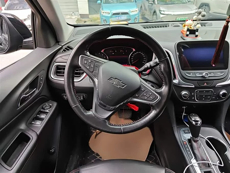 Chevrolet Explorer