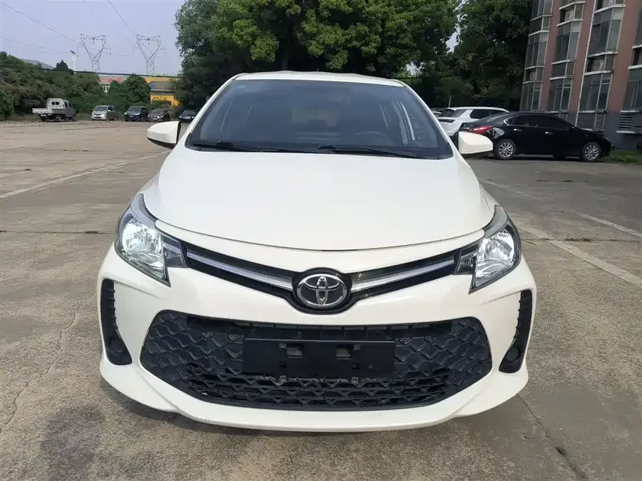 Toyota Vios FS