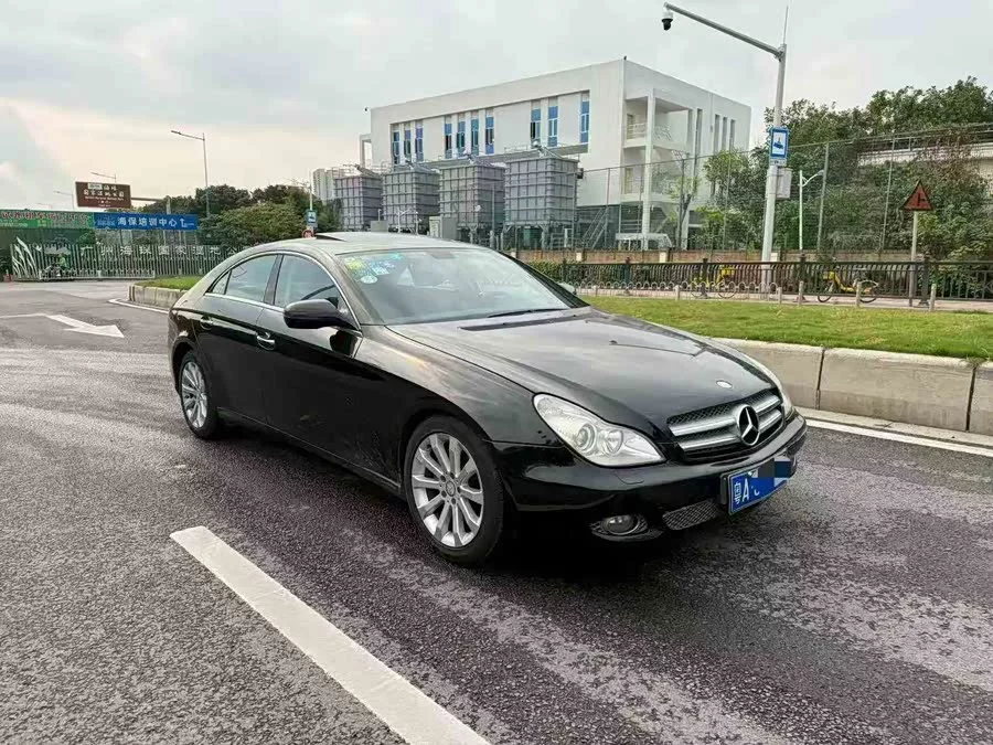 Mercedes Benz CLS