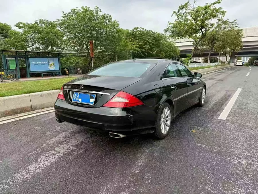 Mercedes Benz CLS