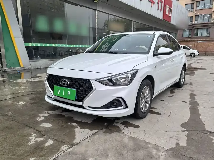 Hyundai Elantra / Celesta