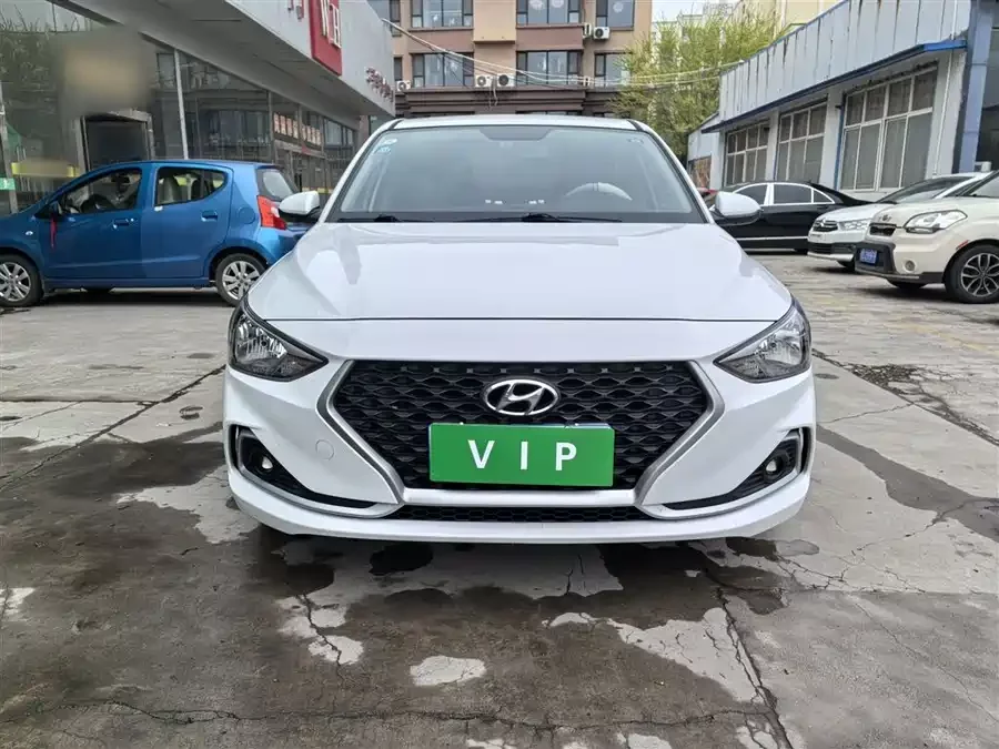 Hyundai Elantra / Celesta