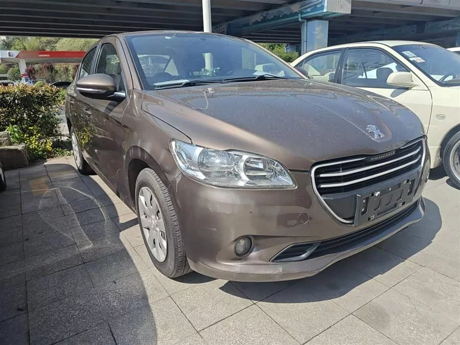 Peugeot 301