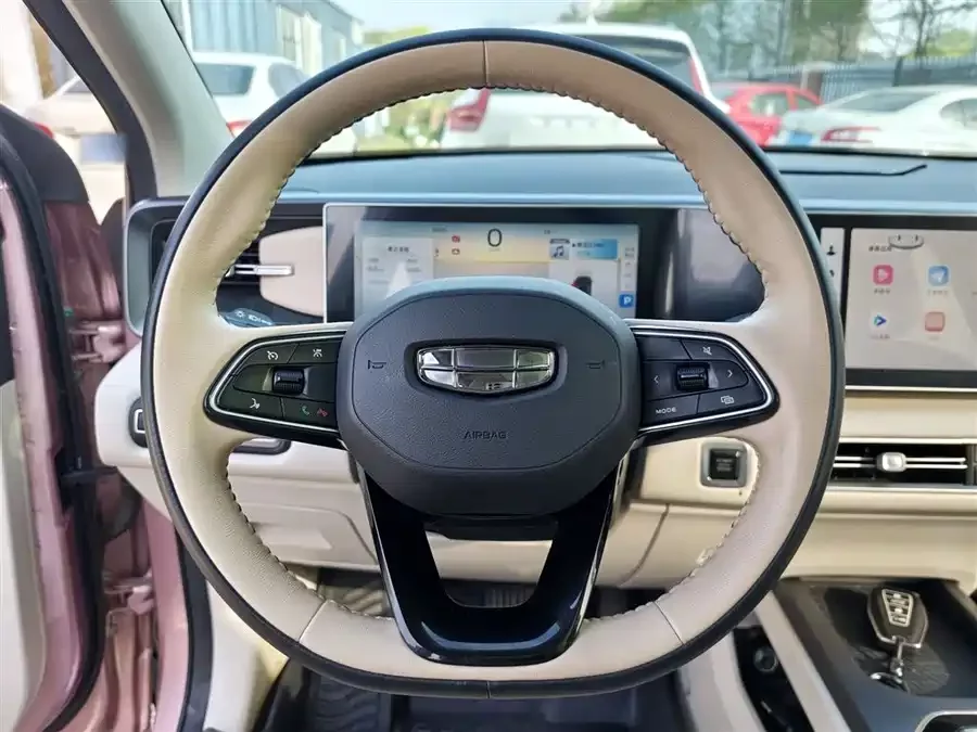 Geely ICON