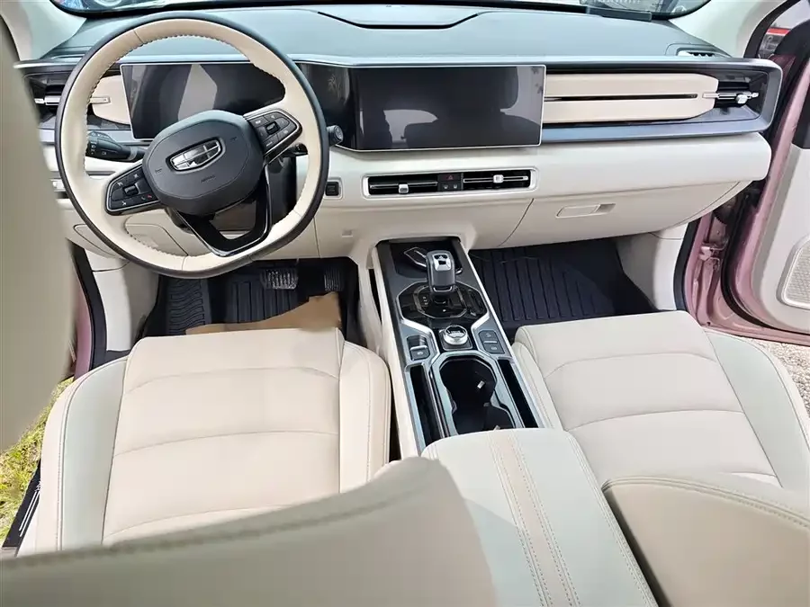 Geely ICON