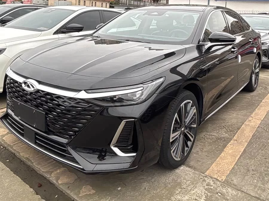 Chery Arrizo 8