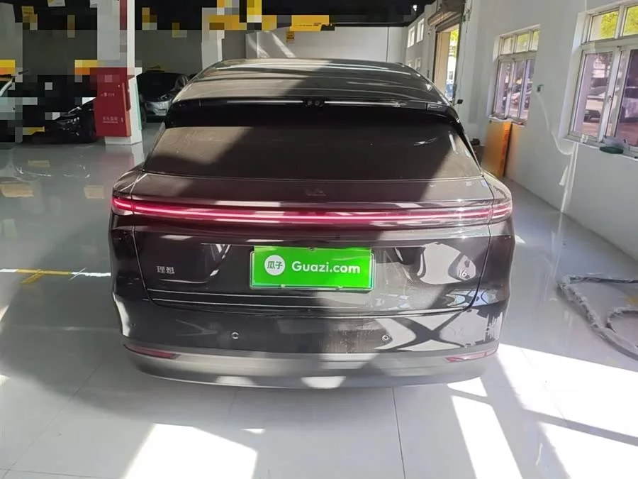 Li Auto i6