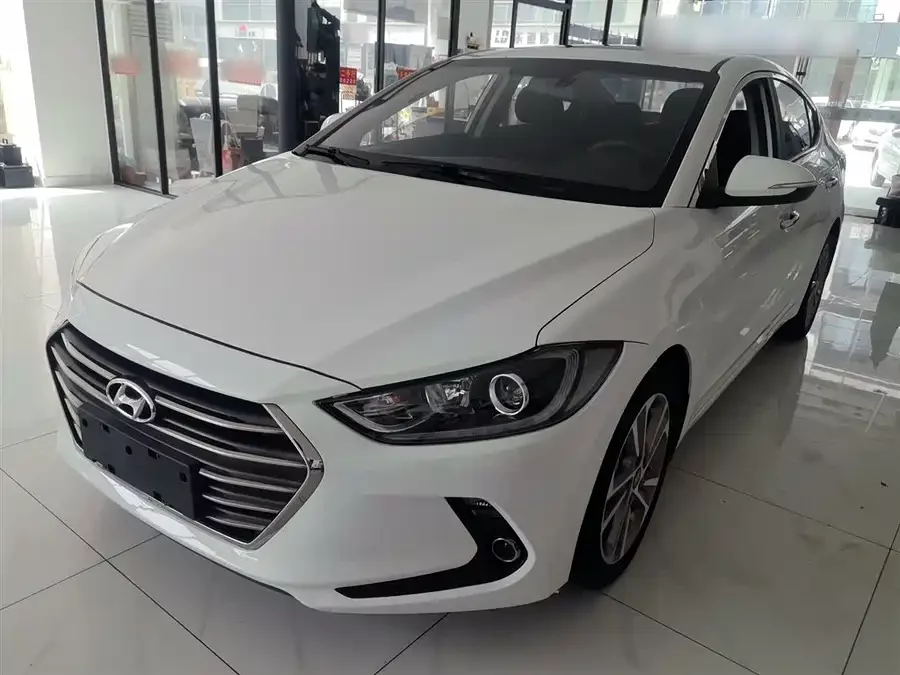 Hyundai elantra