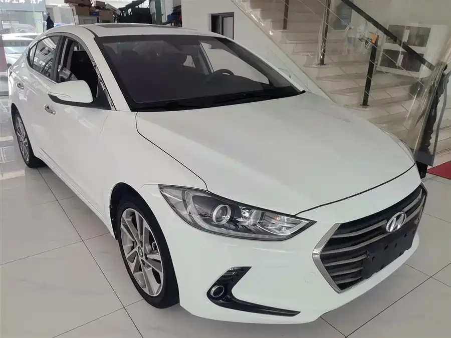 Hyundai elantra