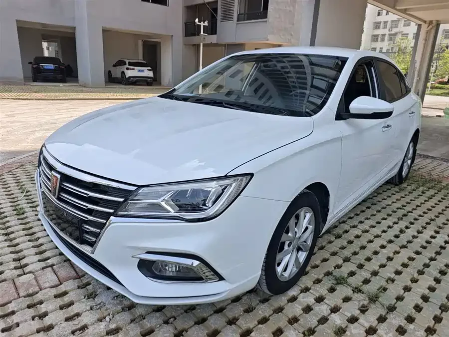 Roewe i5