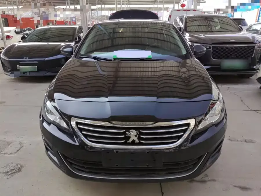 Peugeot 408