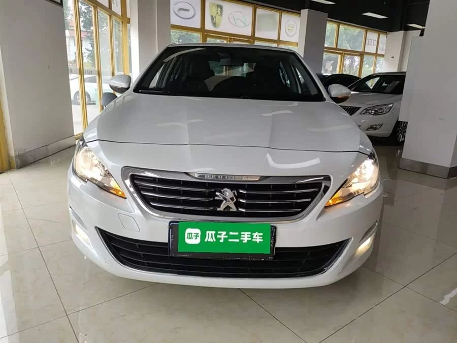 Peugeot 408