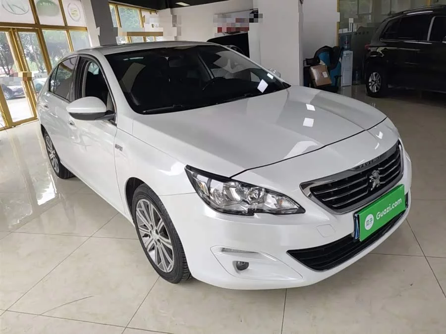 Peugeot 408