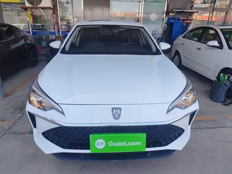 Roewe i5