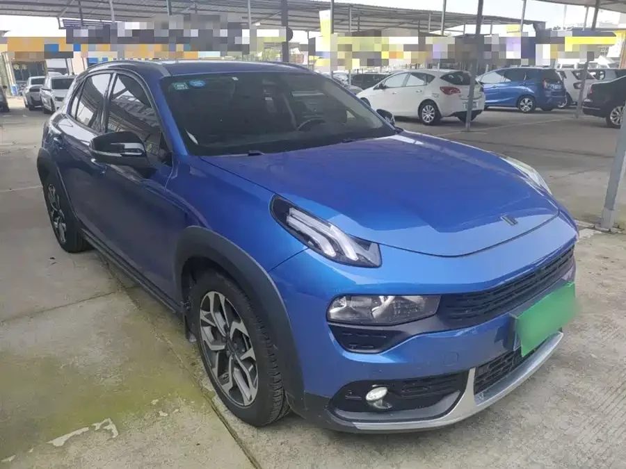 Lynk & Co 02