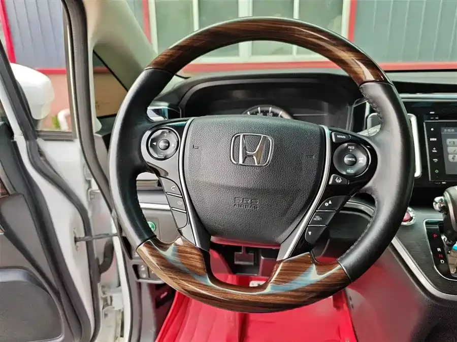 Honda Elysion