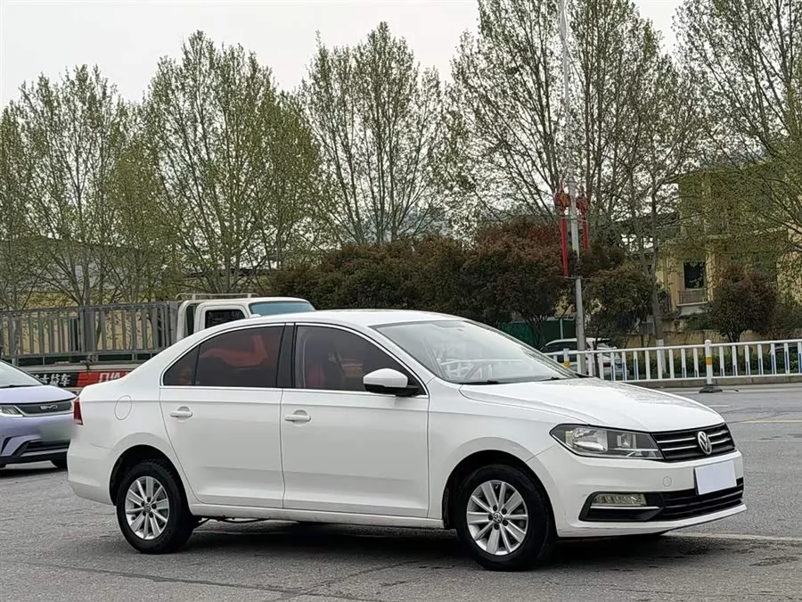 Volkswagen Santana