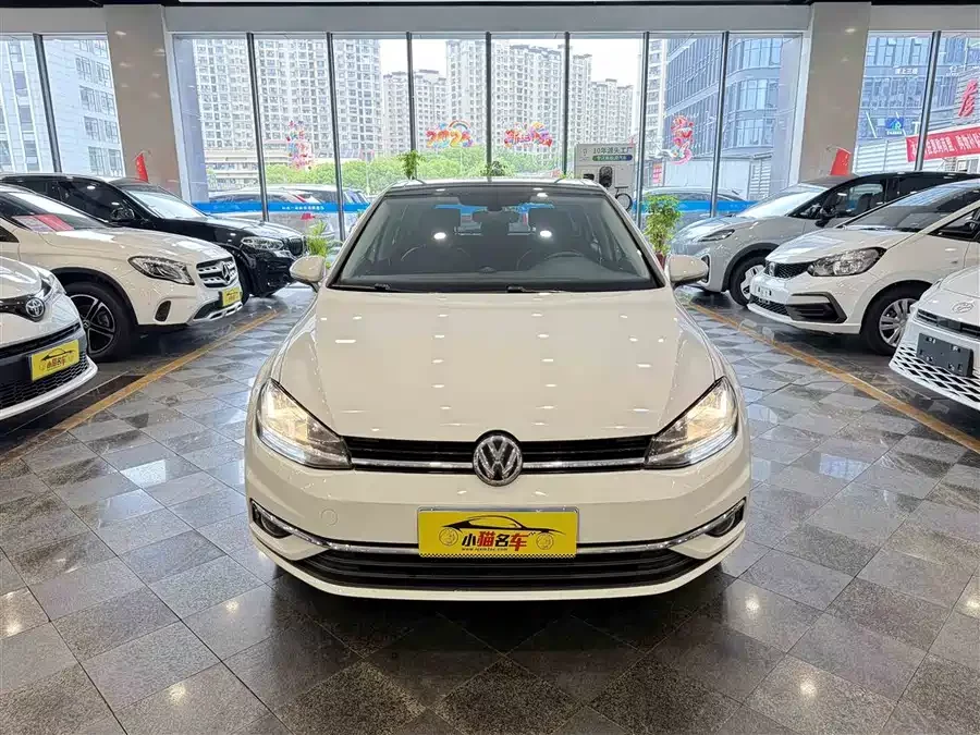 Volkswagen golf