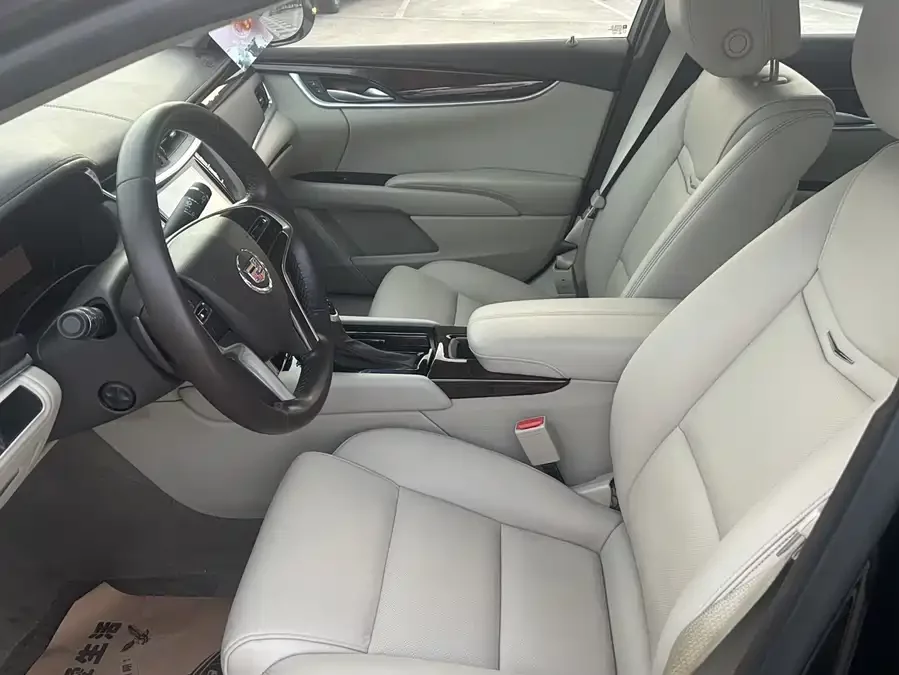 Cadillac XTS