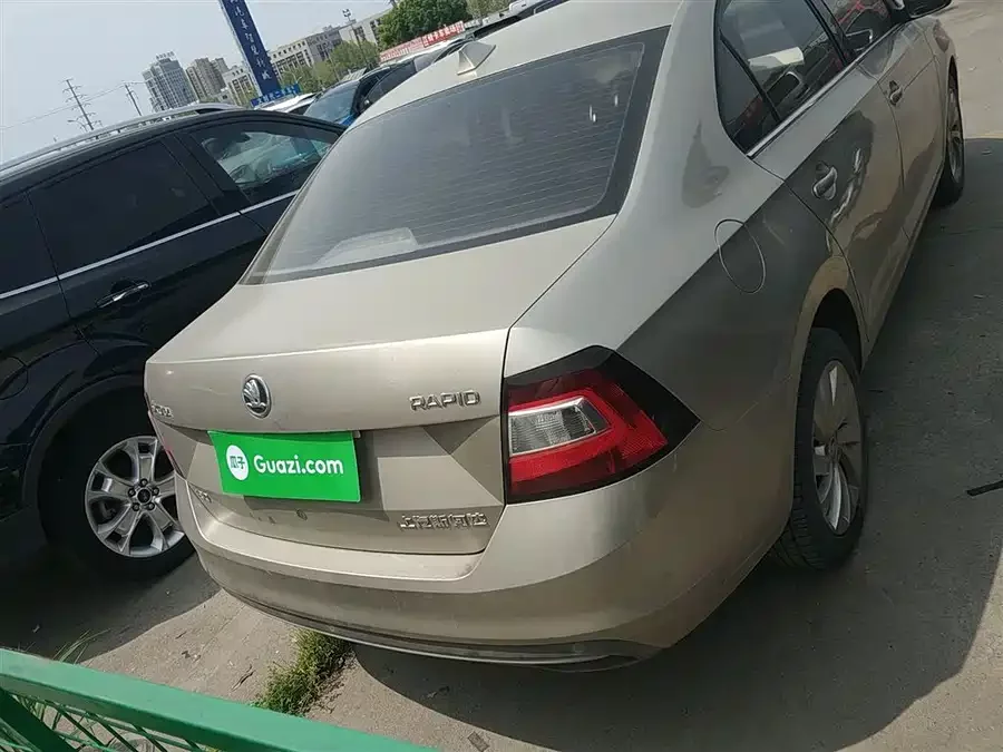Skoda Rapid