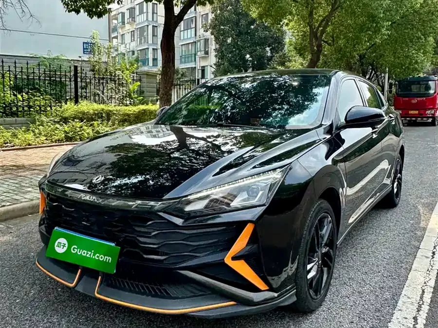 Dongfeng Yixuan